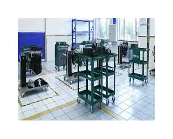 汽修培訓(xùn)學(xué)校設(shè)備設(shè)施清單：如何選擇最適合的汽修培訓(xùn)學(xué)校設(shè)備設(shè)施？