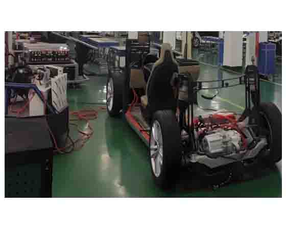 新能源汽車(chē)基礎(chǔ)與安全工學(xué)一體學(xué)習(xí)工作站