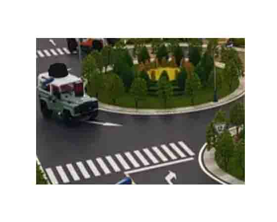 智能駕駛環(huán)境仿真實訓(xùn)教學(xué)沙盤（含路測設(shè)備）