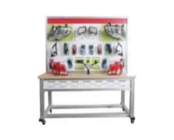 比亞迪秦PLUS電動(dòng)汽車(chē)整車(chē)電氣系統(tǒng)實(shí)訓(xùn)臺(tái)