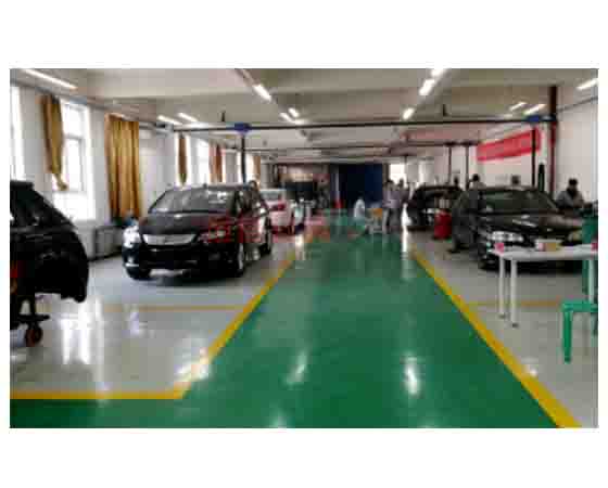 汽車檢測(cè)與維修技術(shù)專用實(shí)訓(xùn)室教學(xué)